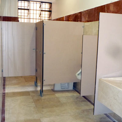 Sanitarios del Museo Nacional de San Carlos