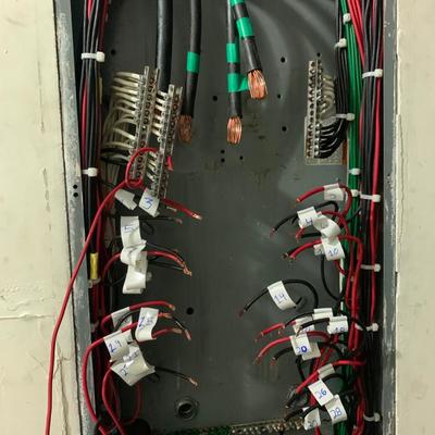 MANTENIMIENTO CORRECTIVO POR HUMEDAD