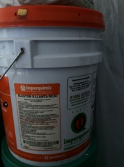 20% de descuento  o 3 y 6 meses sin interesesen impermeabilizantes acrílicos y de llanta