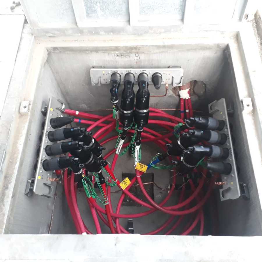 Barras derivadoras subterráneas, de media tensión.