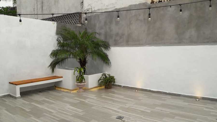 La iluminación es vintage colores calidos