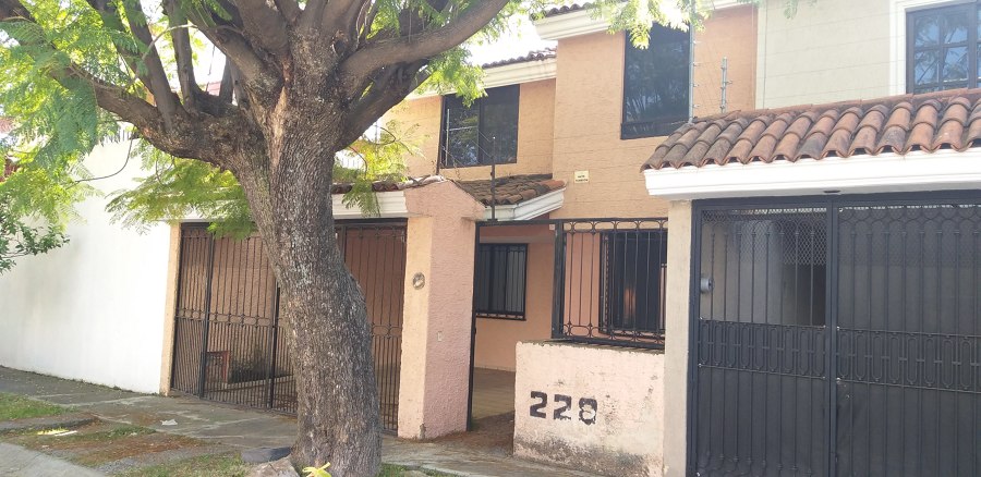 Remodelación casa Bugambilias