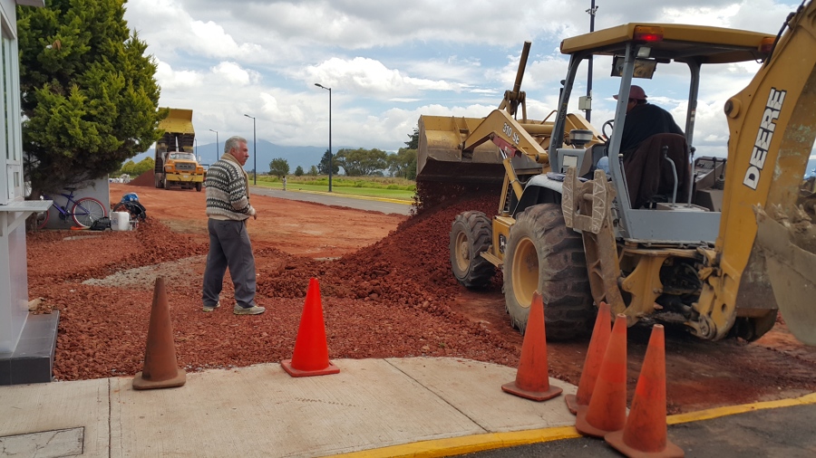 Trabajos de Terraceria en el Exterior de Eolo
