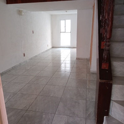Piso nuevo en casa Tonala