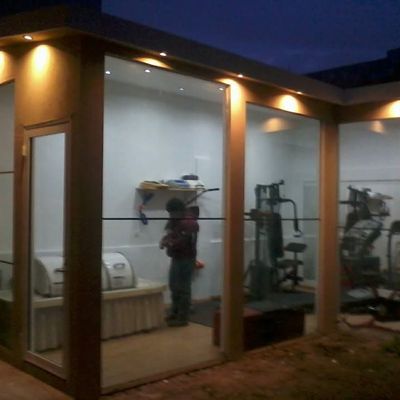 Construcción de gimnasio en casa habitación