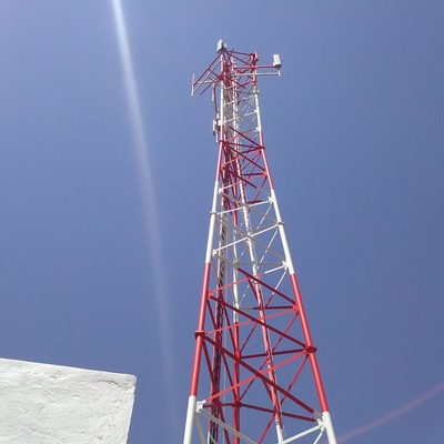 Antena de telecomunicaciones