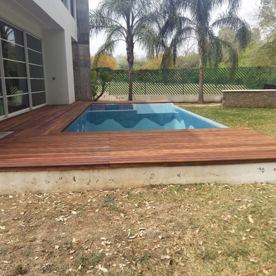 Mantenimiento de deck.