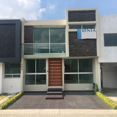 Fraccionamiento Casa Fuerte Bastion 195