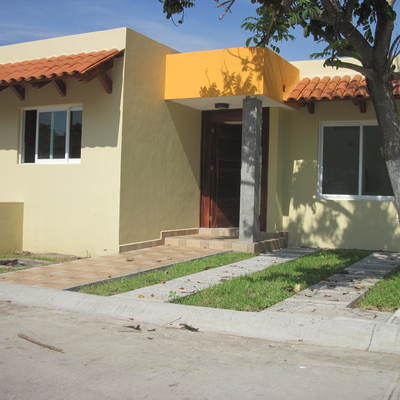 Casa-habitación fracc. arboles