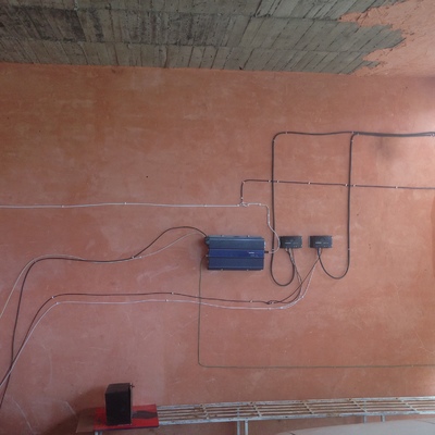 INSTALACION DE PANELES SOLARES, CALENTADOR DE AGUA SOLAR Y AIRES ACONDICIONADOS.