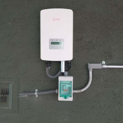 Casa autosustentable en energía térmica y eléctrica.