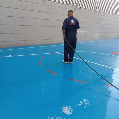 Limpieza en Institutos y Universidades