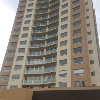 Edificación orun palace bosque real