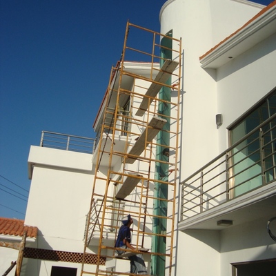 construccion de residencia de tres niveles