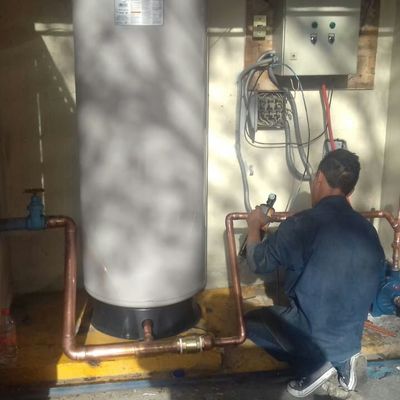 trabajos de plomeria e instalaciones de bombas de agua