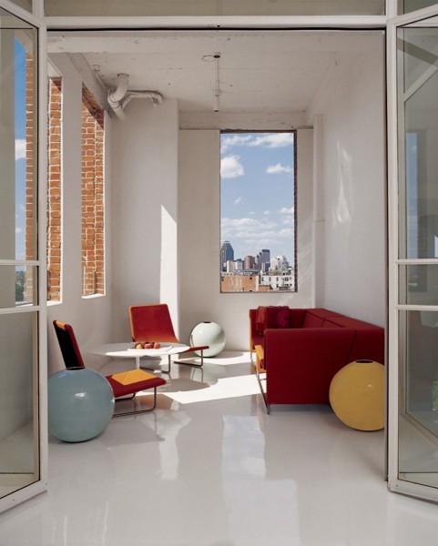 Área con piso de resina epóxica