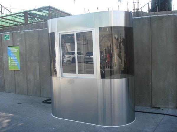 ¿Cuáles son las dimensiones y precio de la caseta?